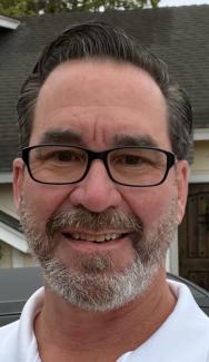 Tom Gibbons headshot